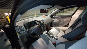 Продам Volvo S40 2.0 2005 (8 фото из 10)