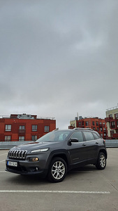 Jeep Cherokee 2.2 136kW (1 foto / 5)
