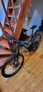 E-bike 2020 Turbo Levo Expert Carbon (2 foto / 4)