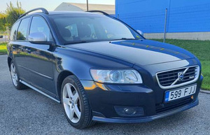 VOLVO V50 R-Design Facelift 1.6 R4 TDI 80kW ручной (2 фото из 7)