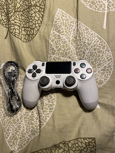 Новый джойстик ps4 (1 фото из 1)