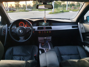 BMW 525 2006a. M-pakett (4 foto / 4)