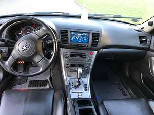 Subaru Legacy (6 фото из 7)