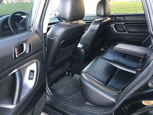Subaru Legacy (7 фото из 7)