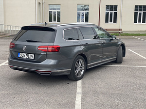 Volkswagen Passat R-line 2.0 140kW (6 foto / 11)