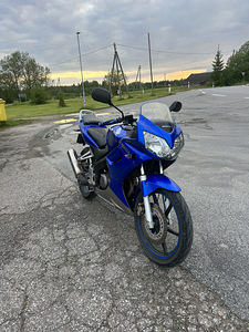 Honda CBR125R 10kw A1 (2 foto / 6)