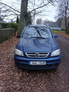 Opel Zafira 2.2 diesel (1 foto / 10)