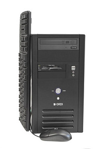 Ordi Metal i7100 CPU + 24” HD monitor (1 foto / 3)