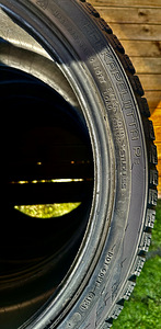 Müüa premium rehvid Nokian Hakkapeliita3 275 35 R20 102T (3 foto / 6)