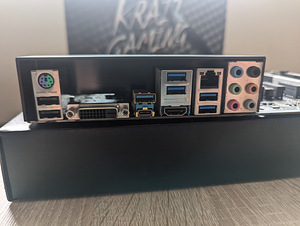 MSI Krait Gaming Z270 Intel LGA 1151 ATX DDR 4 emaplaat (5 foto / 10)