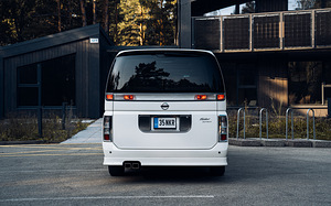 Nissan Elgrand XL Rider Autech (8 foto / 15)