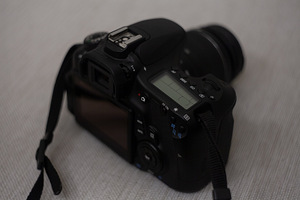 Canon 60D + 18-55mm F3.5-5.6 IS II (3 foto / 5)