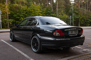 Jaguar X-Type 2.5 144KW nelikvedu manuaal (5 foto / 15)