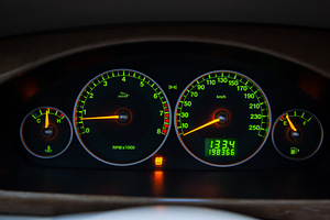 Jaguar X-Type 2.5 144KW nelikvedu manuaal (12 foto / 15)
