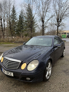 MERCEDES-BENZ E220 CDI (2 foto / 6)