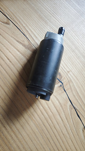 Mootoratta bensiinipump ( kütusepump ) (2 foto / 3)