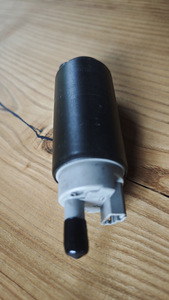 Mootoratta bensiinipump ( kütusepump ) (3 foto / 3)