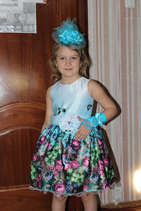 Детское нарядное платье Катюша, платье c цветами