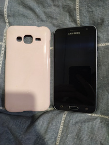 Telefon Samsung galaxy J3