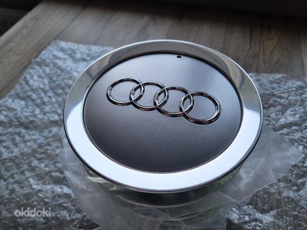 Заглушки для дисков Audi 4E0 601 165 A (фото #1)