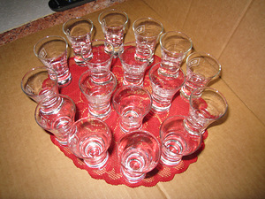 Serviis 10-le + viinapitsid 17tk+ kommialus 5tk+ lusikad jm. (4 foto / 9)