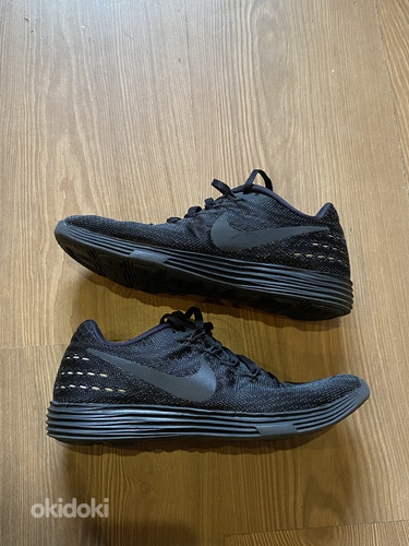 Кроссовки Nike размер 34,5 (фото #2)