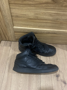 Nike tossud nr 44 (1 foto / 3)