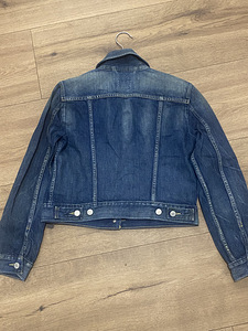 Джинсовая куртка Levis M (2 фото из 2)