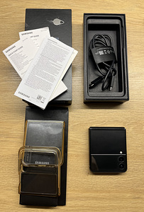 Samsung Galaxy Z Flip 3 (3 foto / 4)