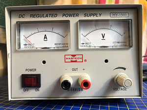 Labori toiteplokk MASTECH HY-1503 // 0...15V / 3A (5 foto / 5)
