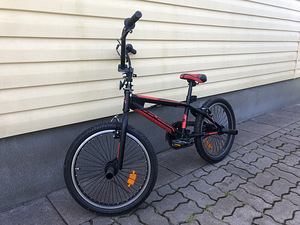 Trikiratas BMX Aurelia Street Style (5 foto / 6)