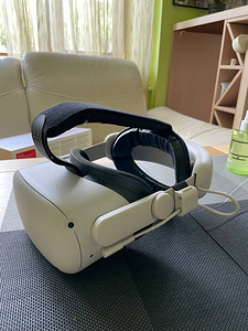 Oculus Meta Quest 2 128GB + accessories (1 foto / 9)