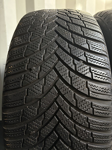 Firestone Winterhawk 4 225/50 R18 (2 foto / 7)