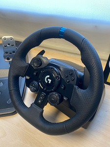 Logitech G29 & G923 (5 фото из 5)