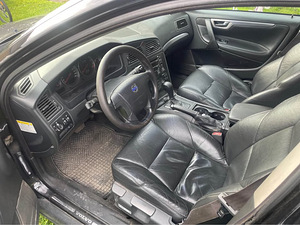 Volvo v70 (10 foto / 10)