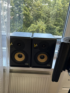 KRK V6 Series 2 Active Studio Monitors (1 foto / 2)