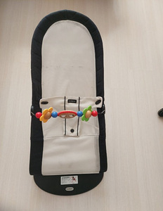 Babybjörn lamamistool +mänguasi (2 foto / 2)