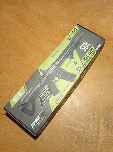Crosman DPMS CO2 õhupüss, full auto (6 foto / 6)