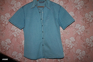 Новая красивая блузка из джинсов стрейч, пояс макс108 см.