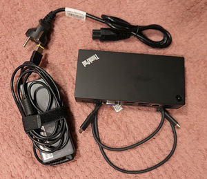 Док-станция lenovo ThinkPad USB-C 40A9 (DK1633) + блок питания 90 Вт