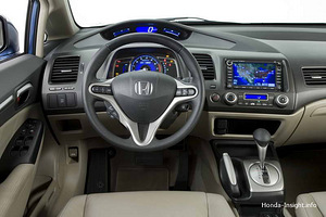 Autorent Honda Civic Hybrid boltfood/wolt (2 foto / 2)