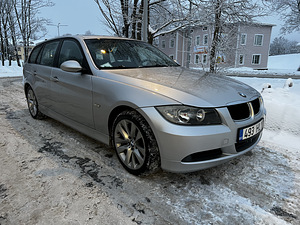 BMW 320D 130kW 2.0 (5 foto / 8)