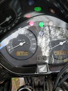 Honda cbf 600 sa (1 foto / 7)