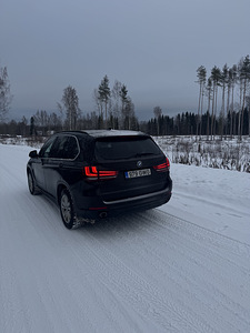 BMW X5 (5 фото из 14)