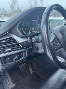 BMW X5 (8 фото из 14)