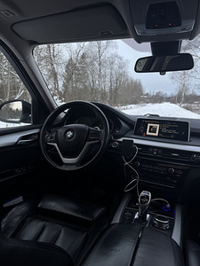 BMW X5 (9 фото из 14)