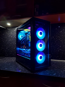 I5 11400 / Radeon VII / RGB / Custom Water loop / 16gb RAM (6 foto / 10)