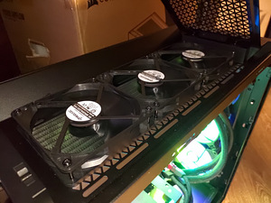 13600K / RTX 3090 ti / 32gb RAM / 2 x 360mm AIO / ARGB / M.2 (8 foto / 9)