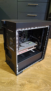Ryzen 5 3700x / RADEON VII 16gb / M.2 / WIFI / Windows 10 (5 foto / 7)