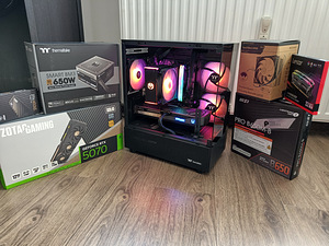 Ryzen 5 7500F (OC) / RTX 5070 / DDR5 32GB / ARGB / WINDOWS11 (1 foto / 7)